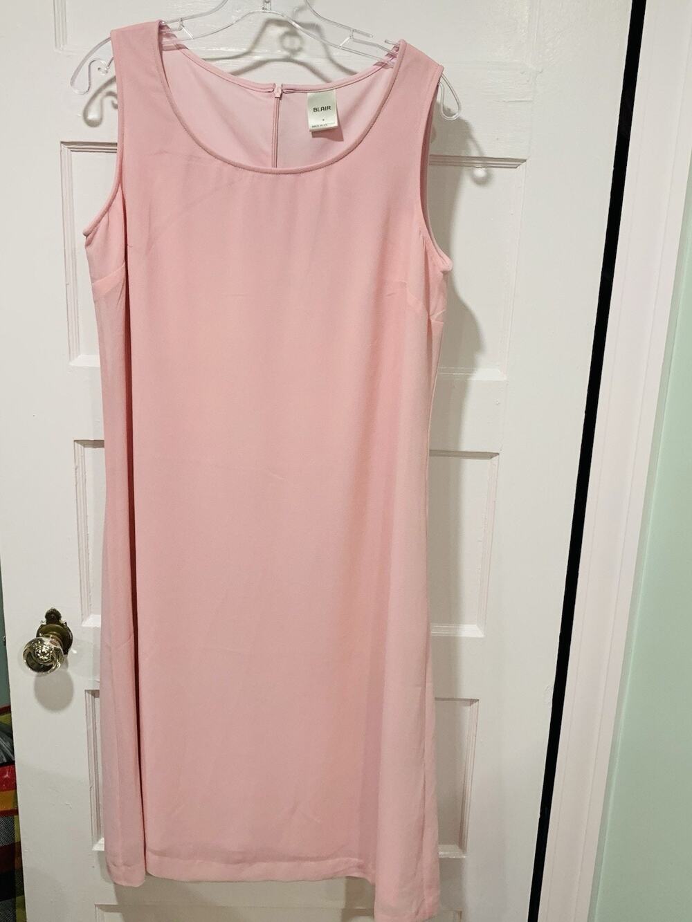 BLAIR Pink Sleeveless Maxi Dress Scoop Neckline, Straight Silhouette Size Medium